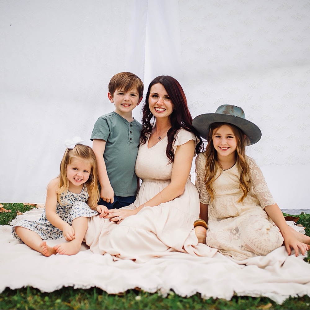 Meet your Posher, Fallon